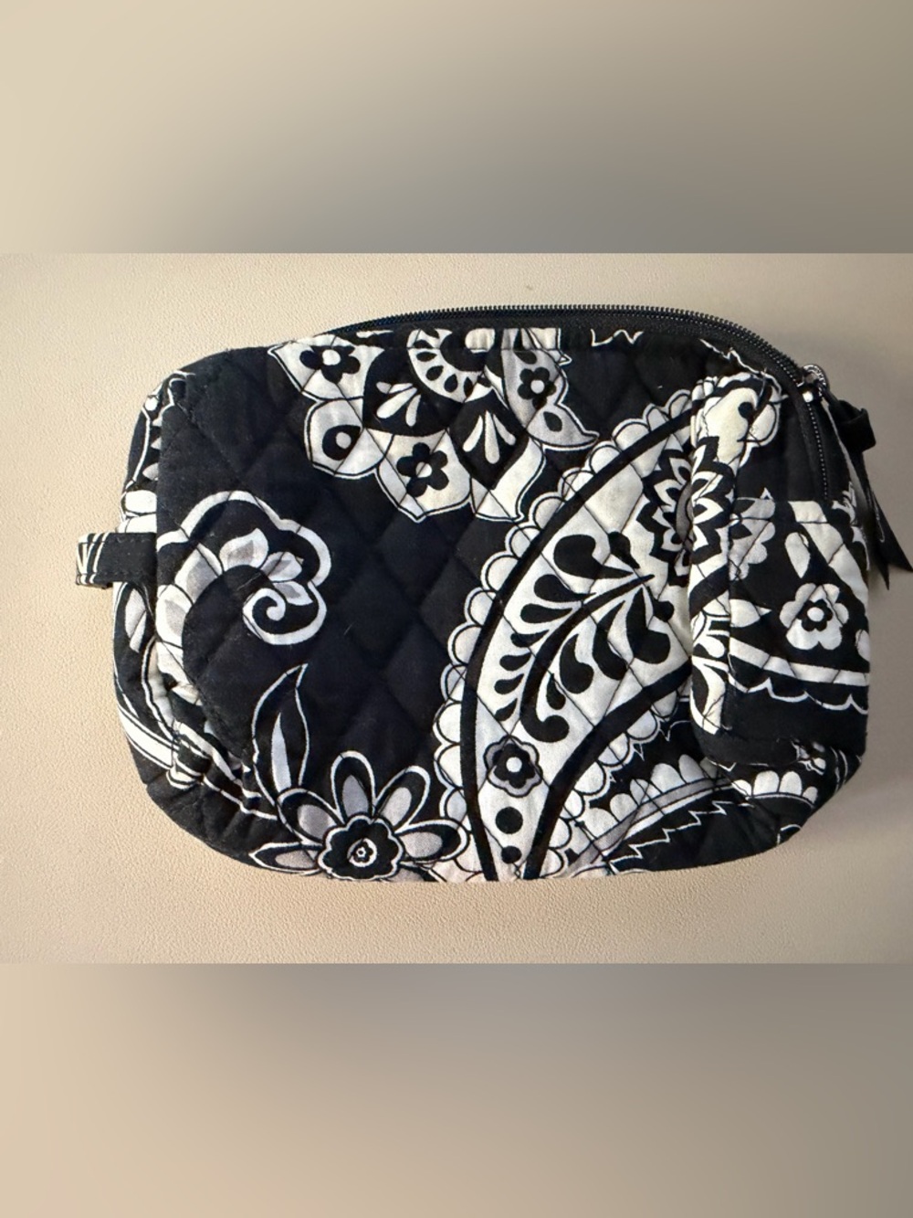 Vera Bradley - Black Midnight Paisley - Coin Case Pouch Change Purse Makeup - Picture 2 of 4